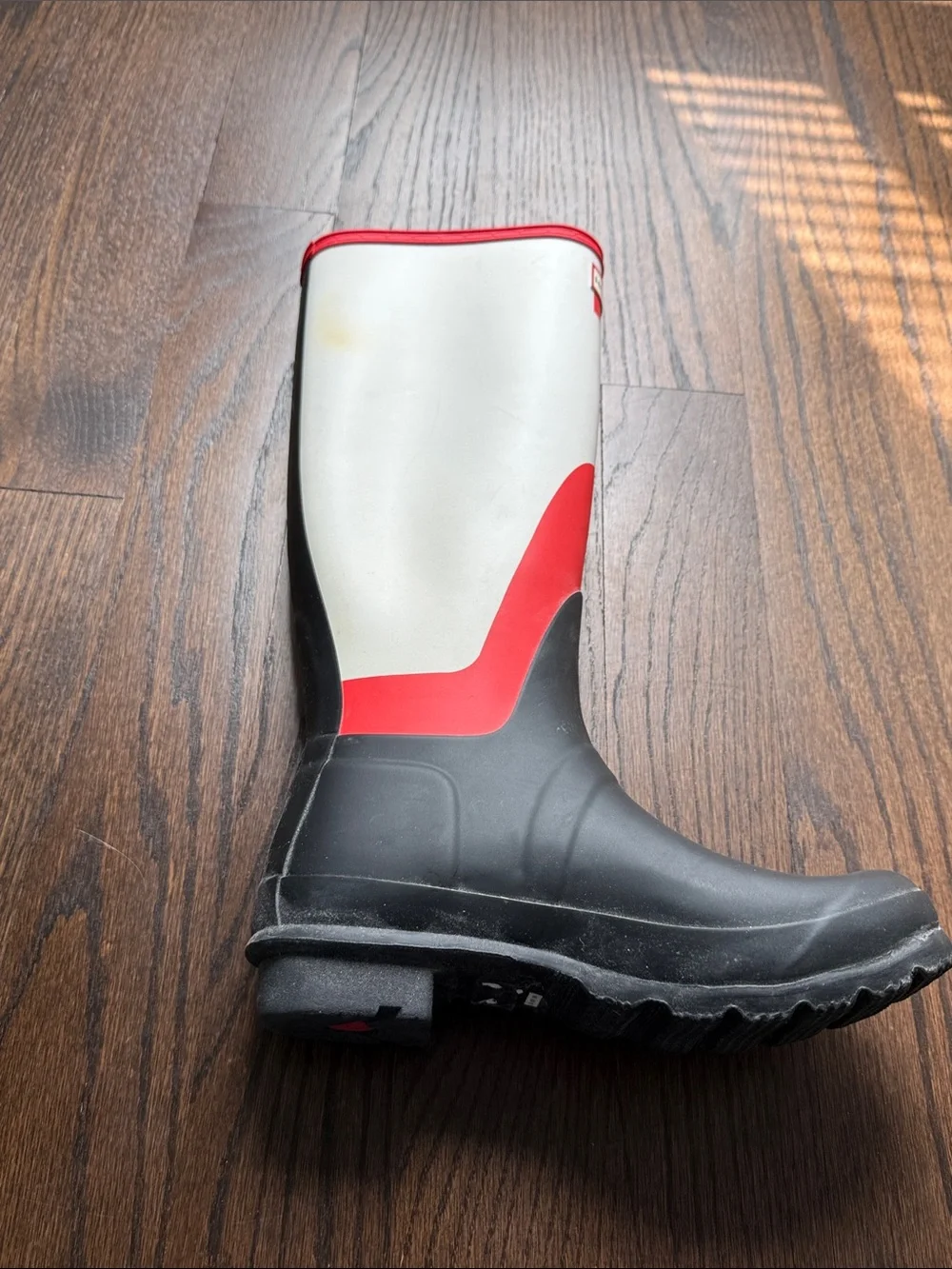 Hunter Tall Rain Boots in White, Red & Black - Picture 8 of 11